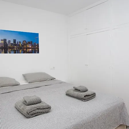 3br Centre - Apartment